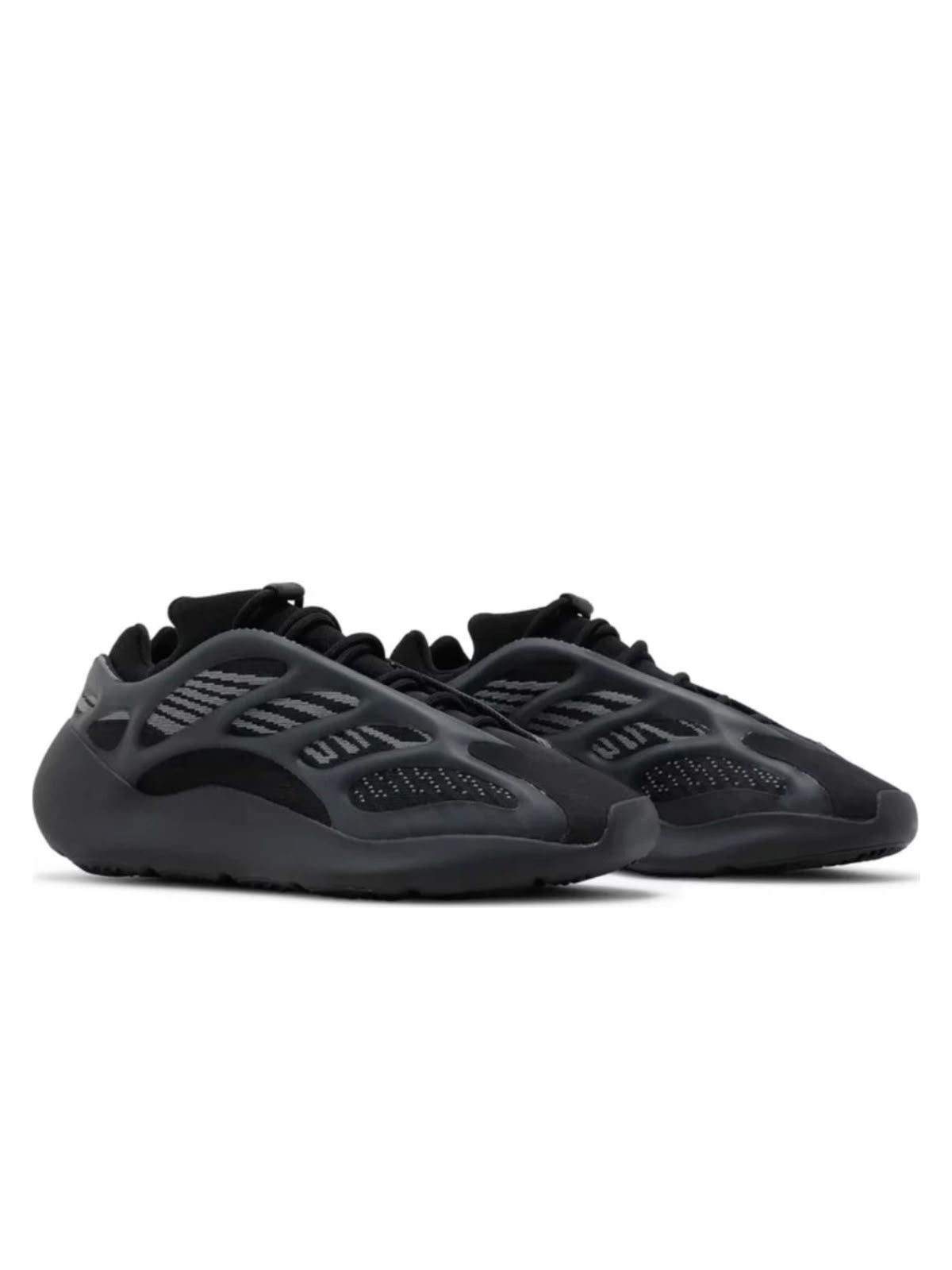 Yeezy 700 v3